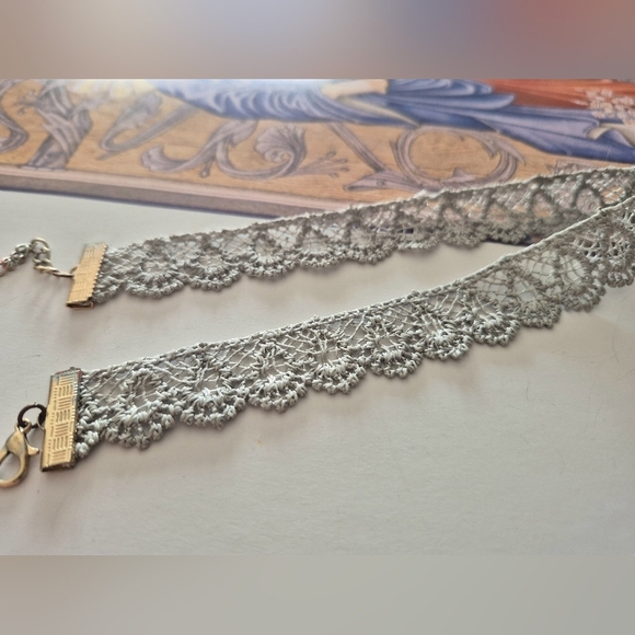 Jewelry - Elegant Lace Choker Necklace